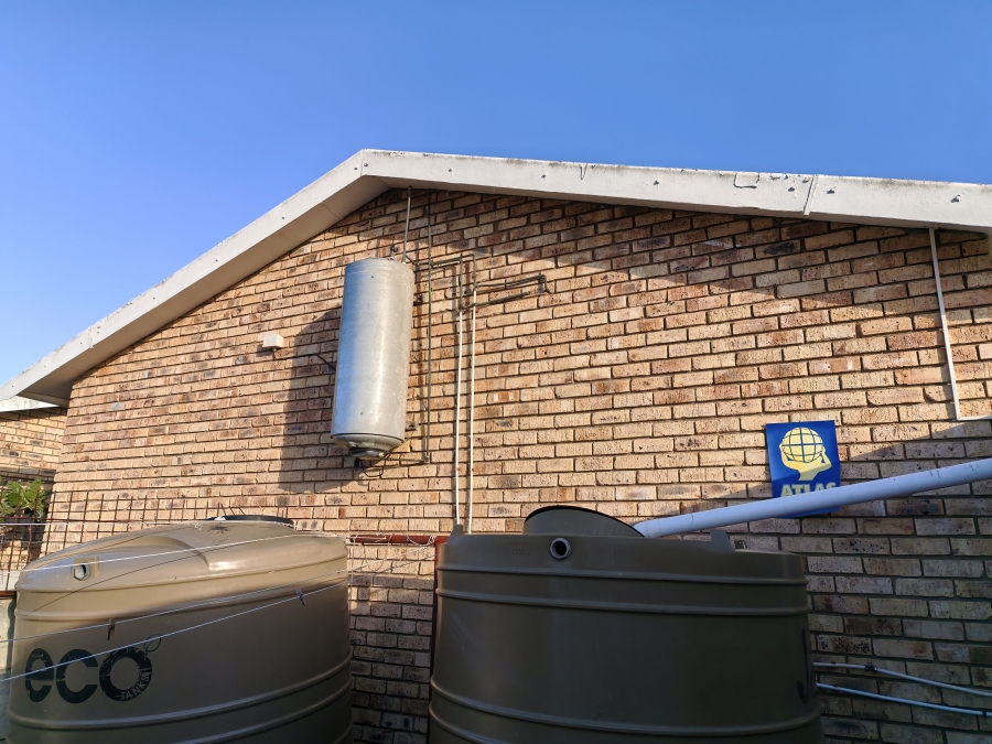 2 Bedroom Property for Sale in Azalea Park Eastern Cape